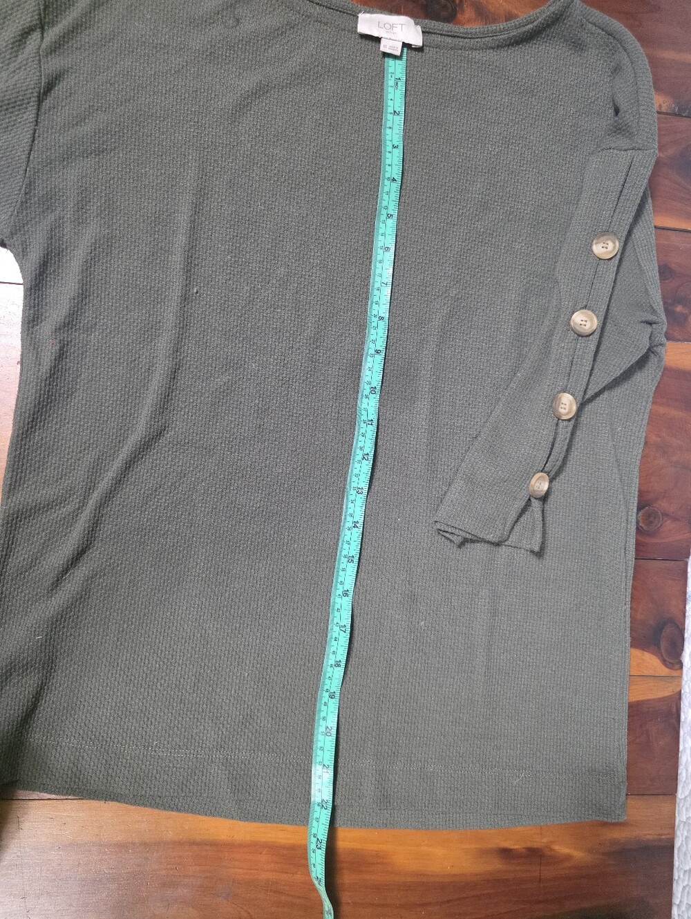 LOFT Olive Green Button-Sleeve Knit Top Size: Xs
